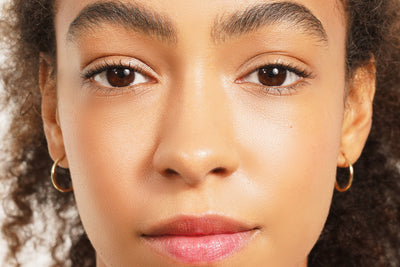 How To Pick the Right Foundation: 5 Things To Look For
