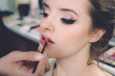 How to Apply Makeup Step by Step like a Professional
