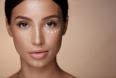 Makeup Tips: How to Put Concealer Under Eyes